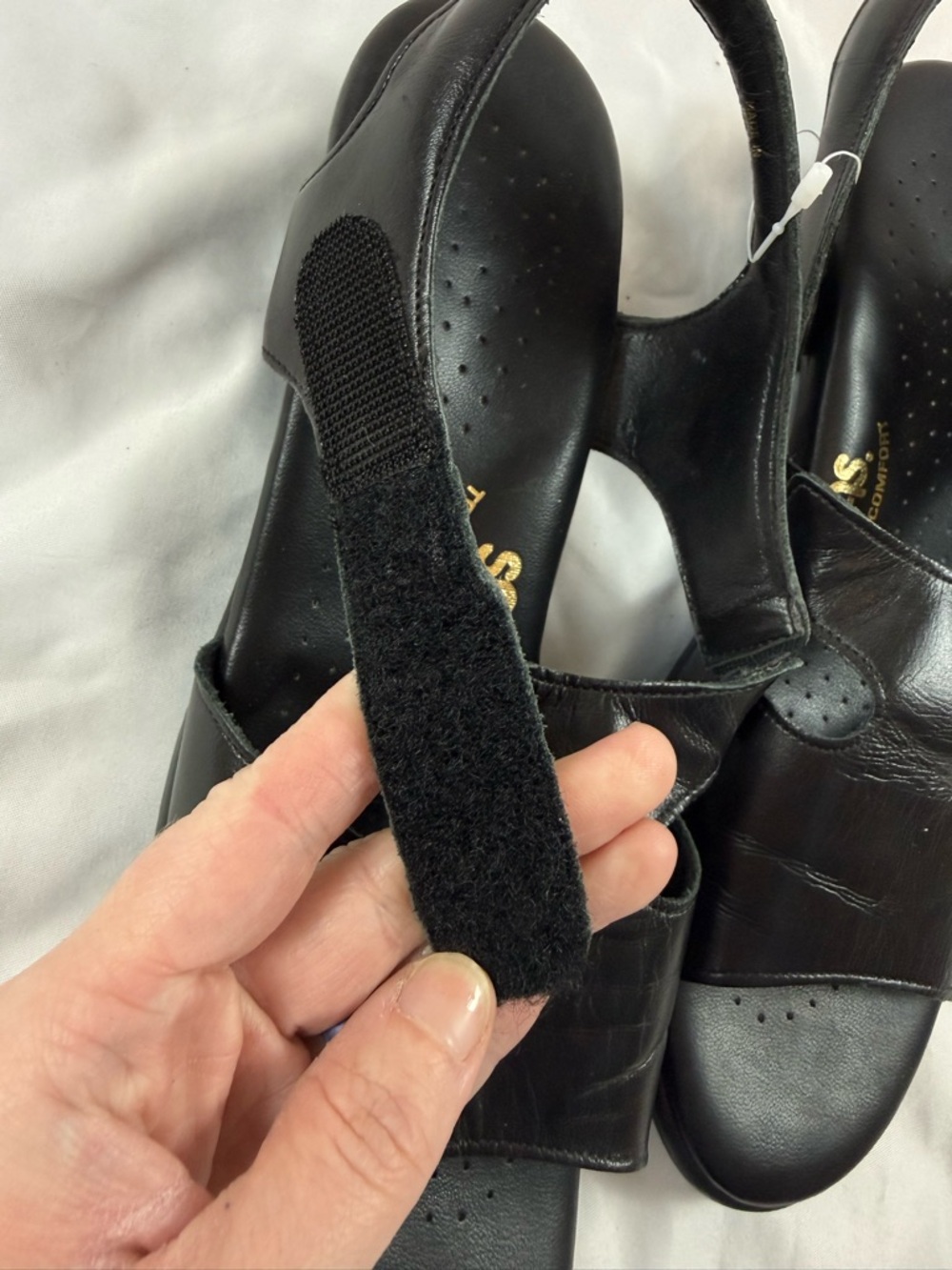 SAS Black Leather Comfort Sandals Slingback Adjustable Women Size 9 - Picture 9 of 11